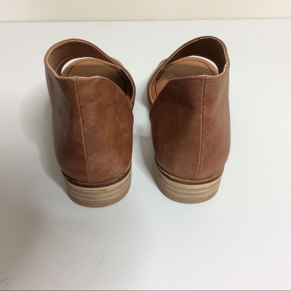 Cut Out Flats - Picture 4 of 6